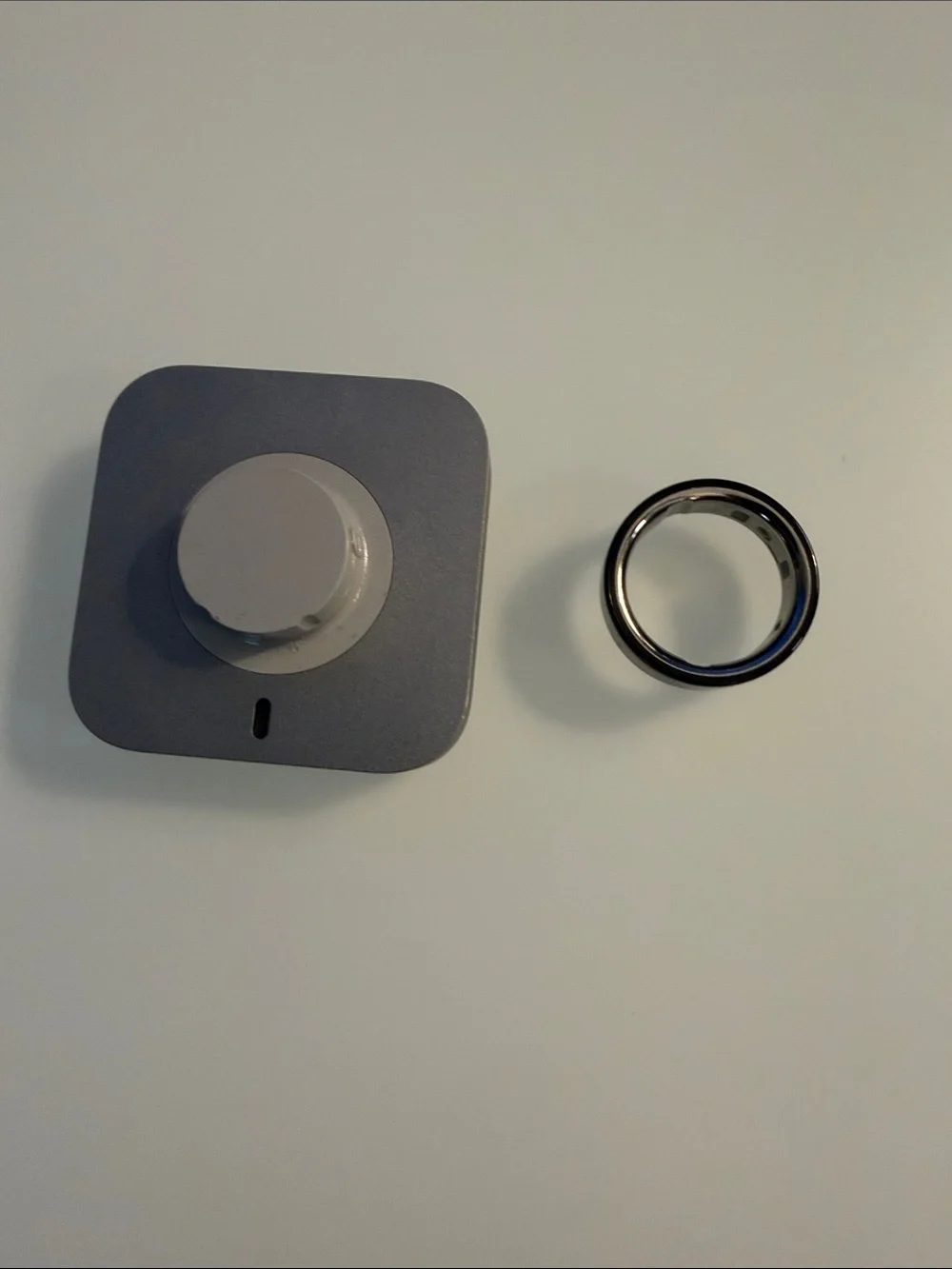 Oura Gray Charging Dock with Stainless Steel Smart Ring